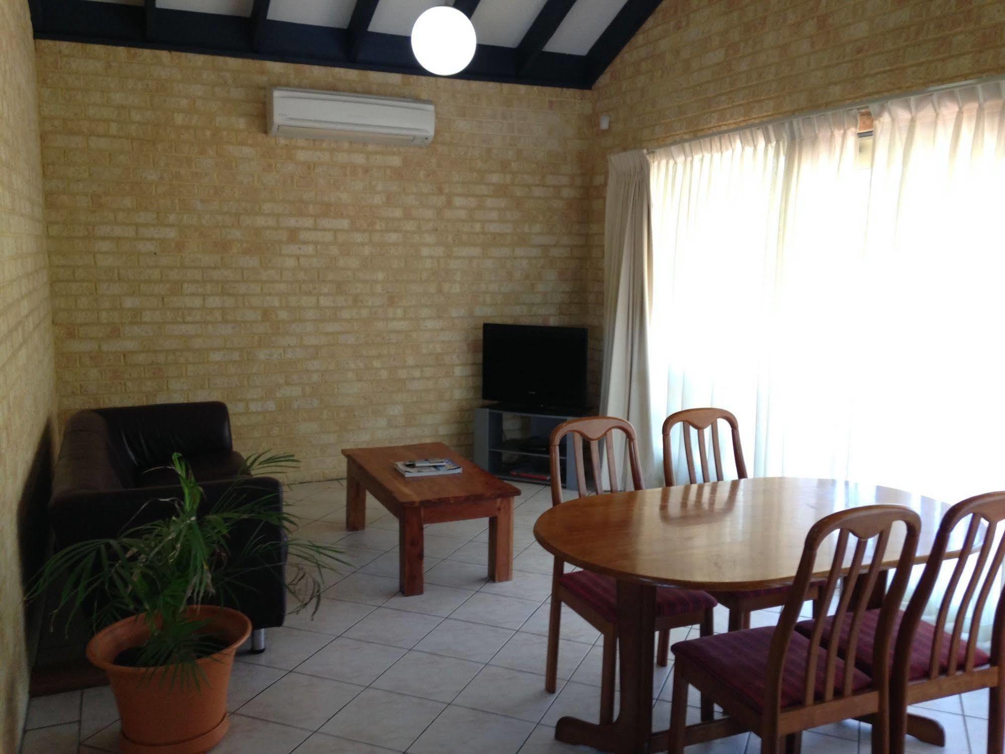 Chalets On Stoneville 레드클리프 외부 사진