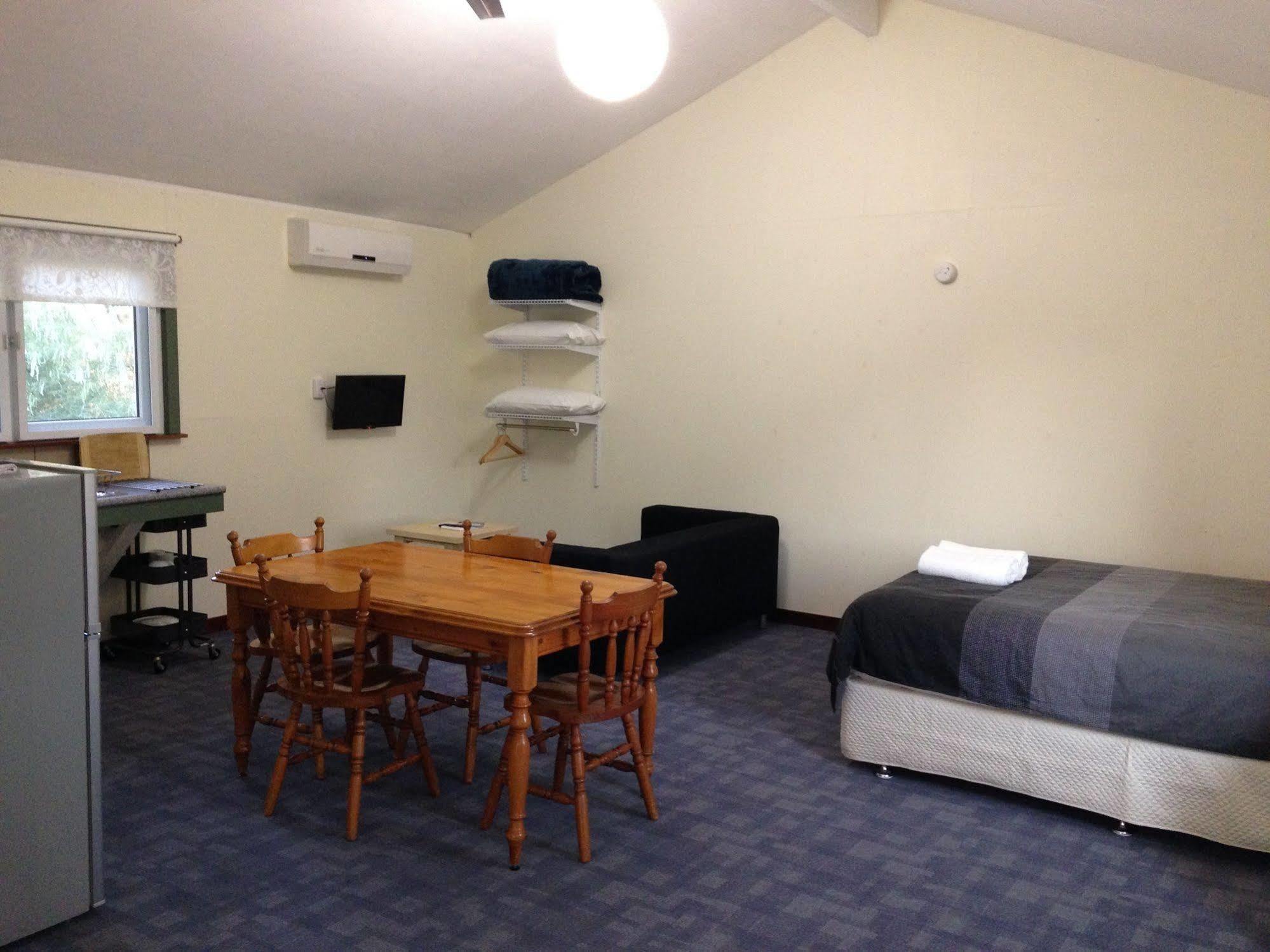 Chalets On Stoneville 레드클리프 외부 사진