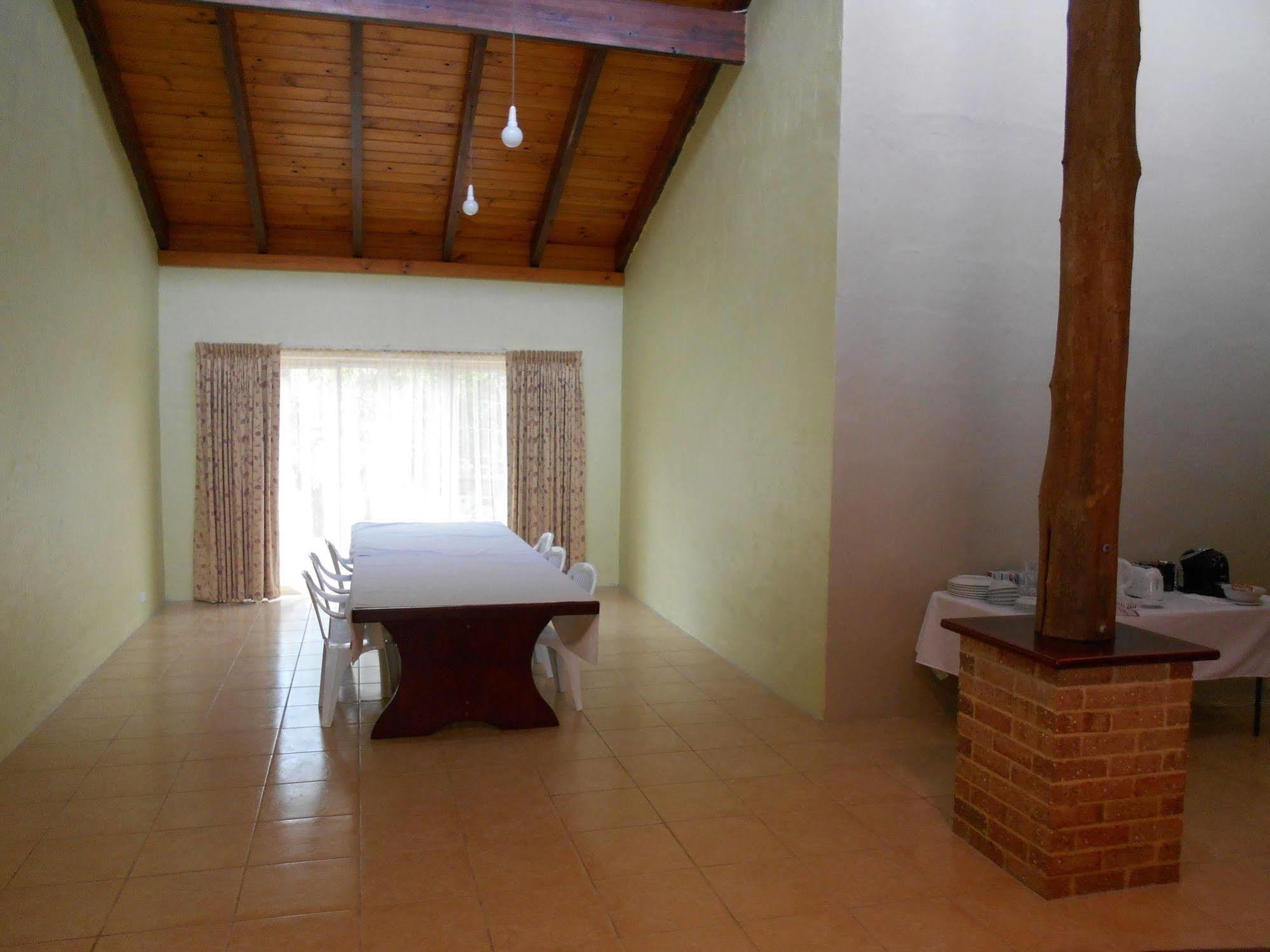 Chalets On Stoneville 레드클리프 외부 사진
